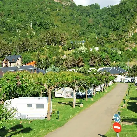 Camping Escarra Vendégház *